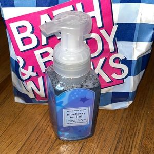 Bath&Body blueberry Bellini Hand Soap